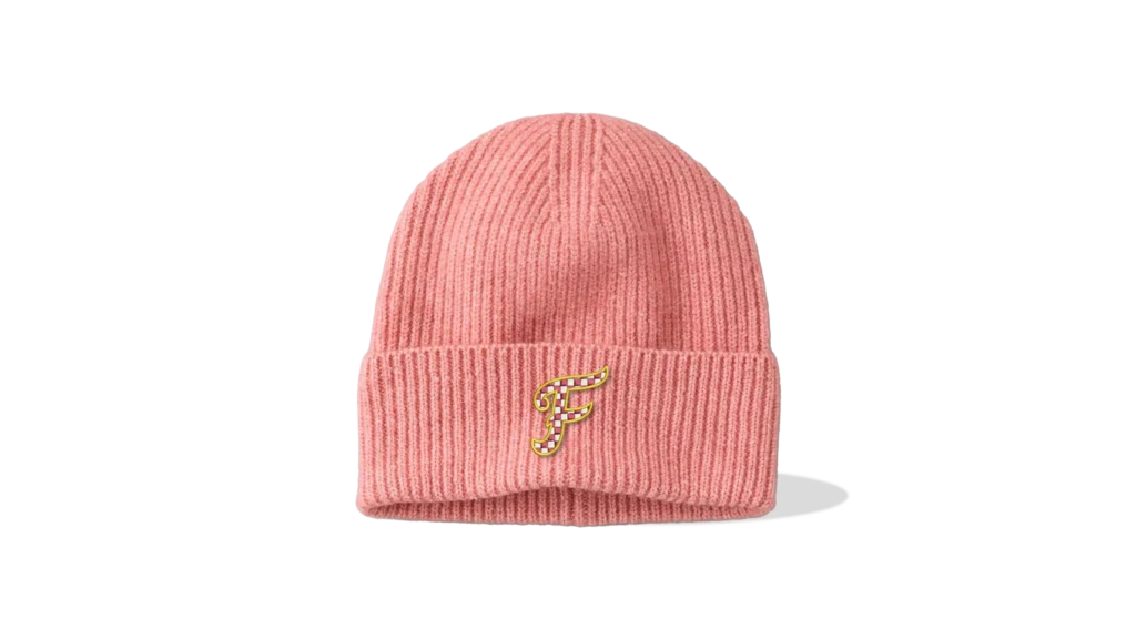 Photorealistic virtual mockup of a custom pink beanie | Virtual Samples